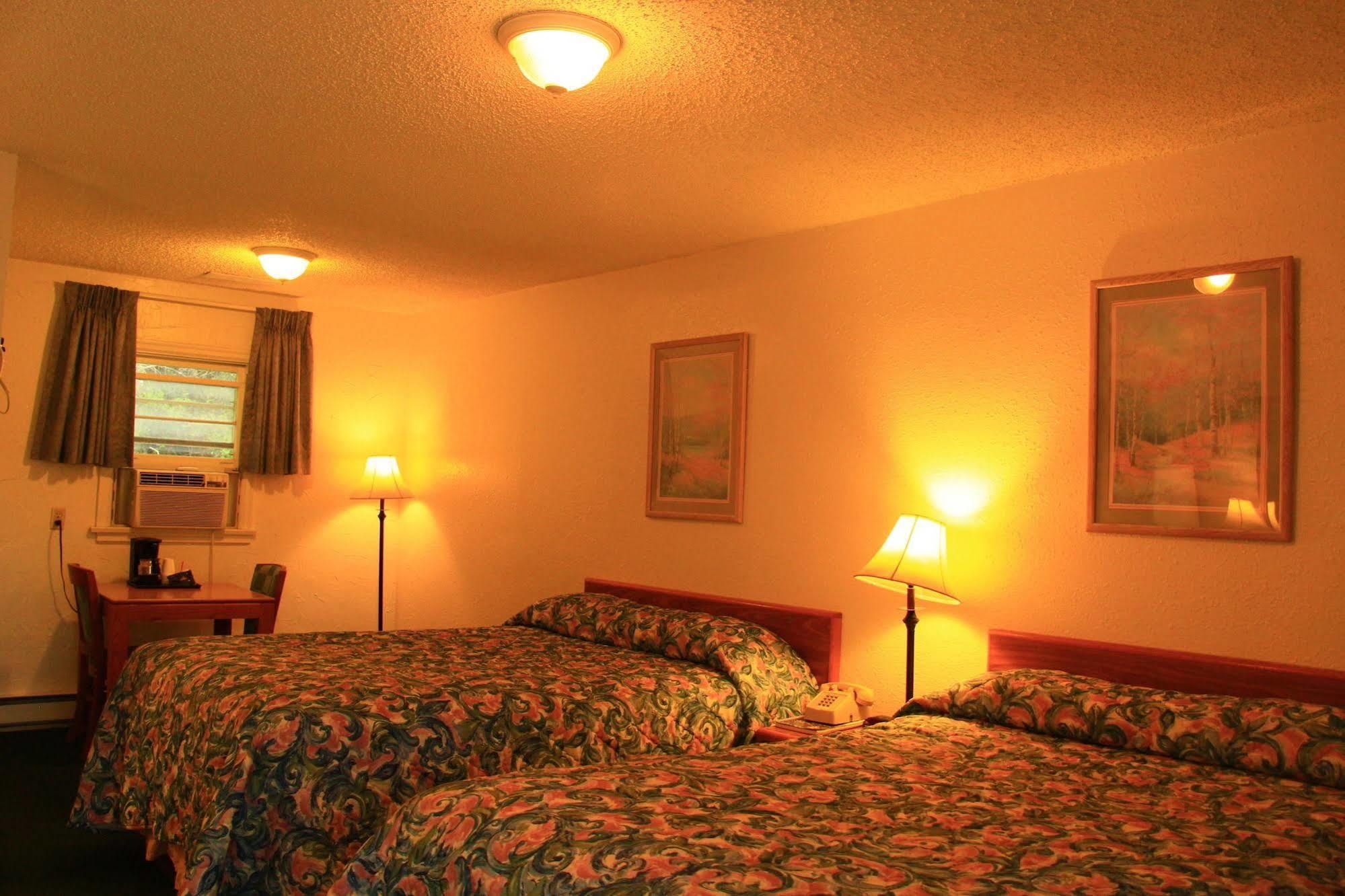 Sunrise Motor Inn Cody Εξωτερικό φωτογραφία